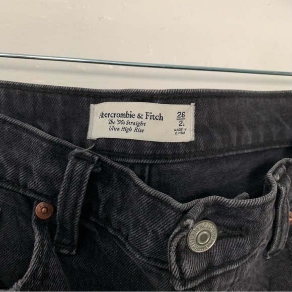 A&F 90’s Straight Ultra High Rise - Picture 6 of 7